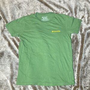 columbia t-shirt